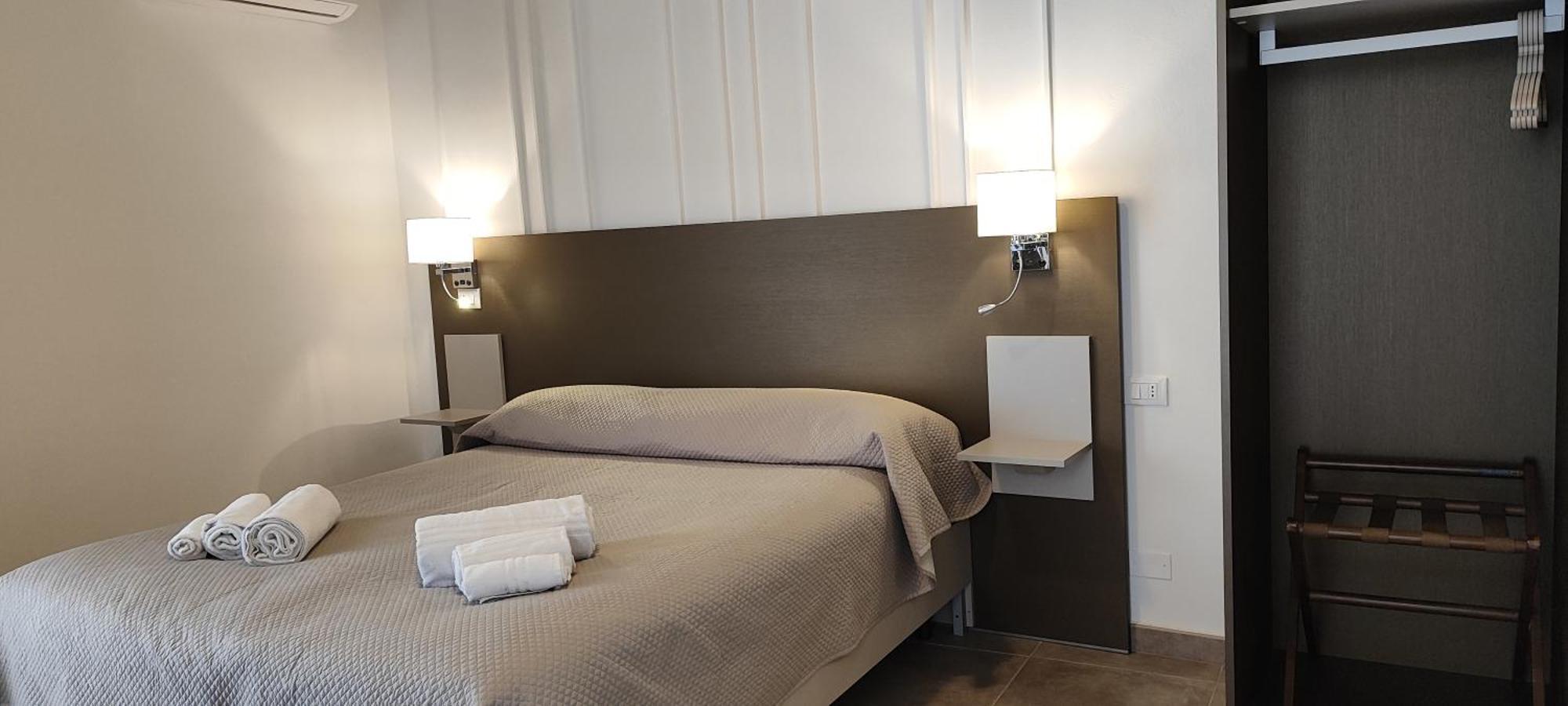 Giovita Room And Suite Centro Sicilia กัลตานิสเซตตา ภายนอก รูปภาพ